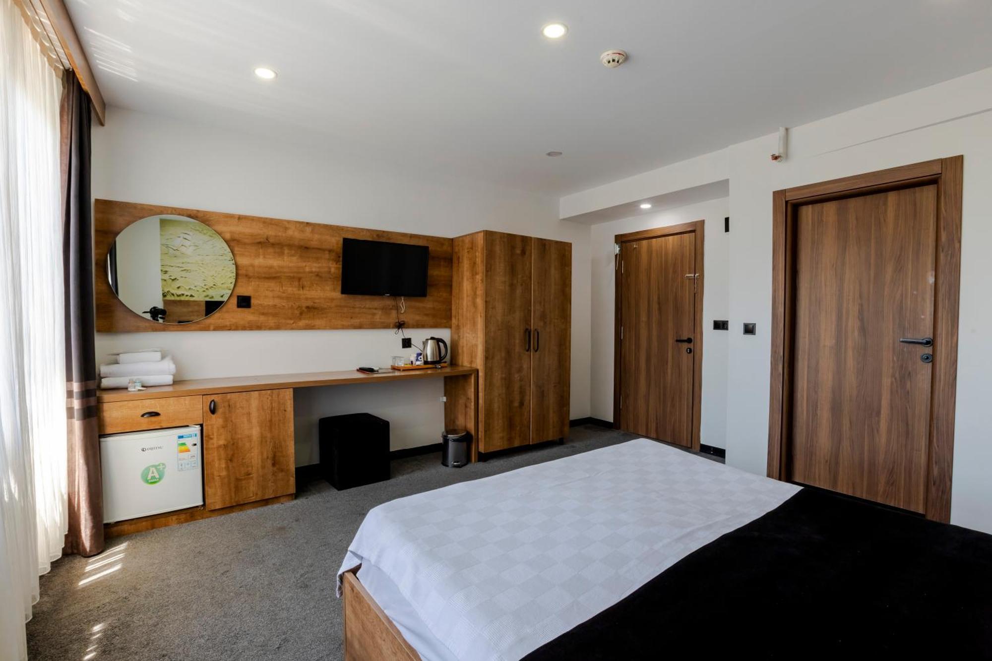 Acar Airport Hotel Arnavutkoy Экстерьер фото